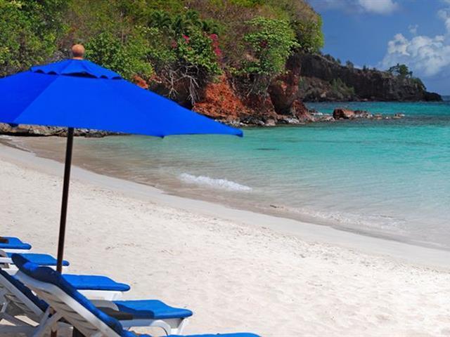 Flamboyant Hotel & Villas セントジョージズ エクステリア 写真