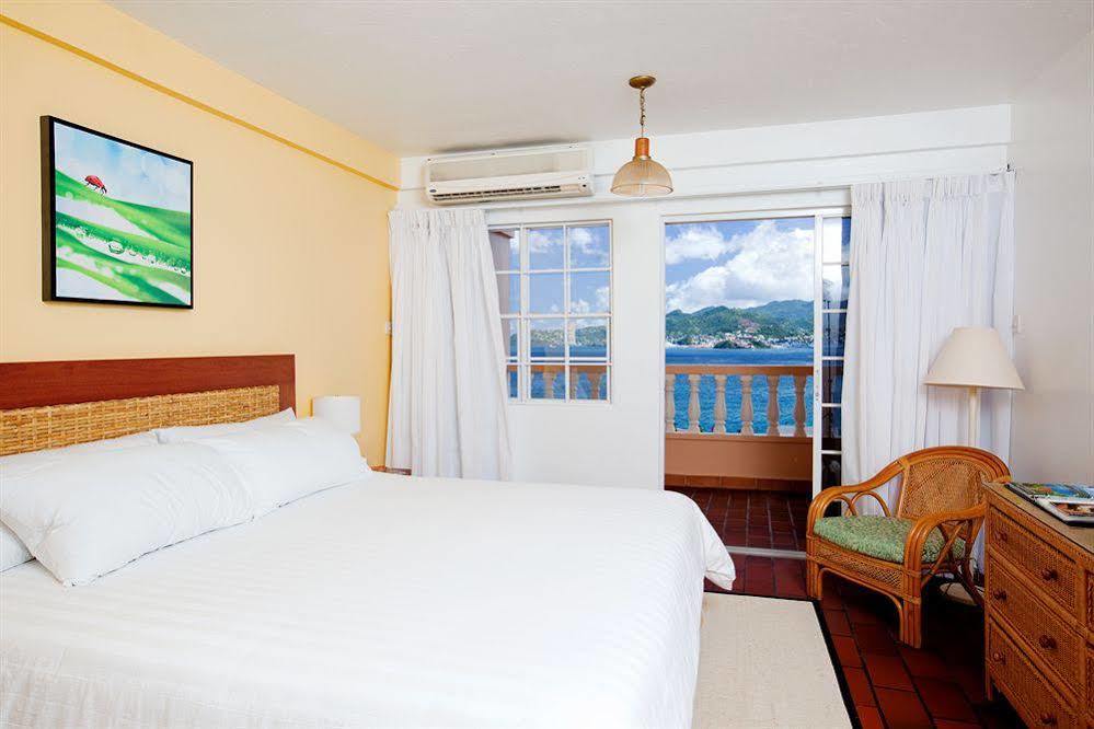 Flamboyant Hotel & Villas セントジョージズ エクステリア 写真